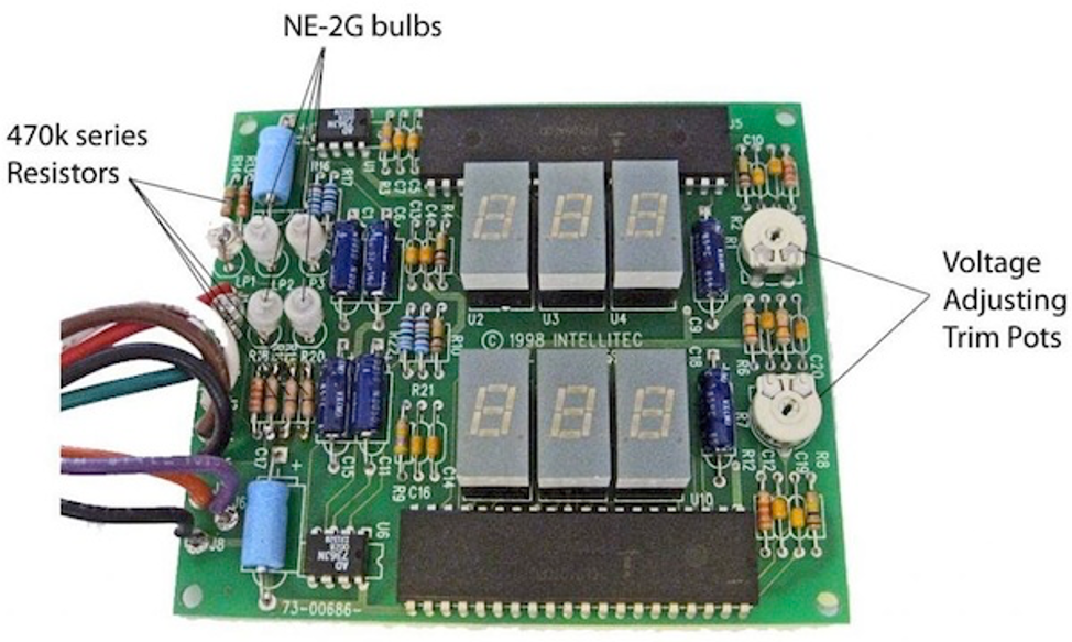 A circuit board

Description automatically generated